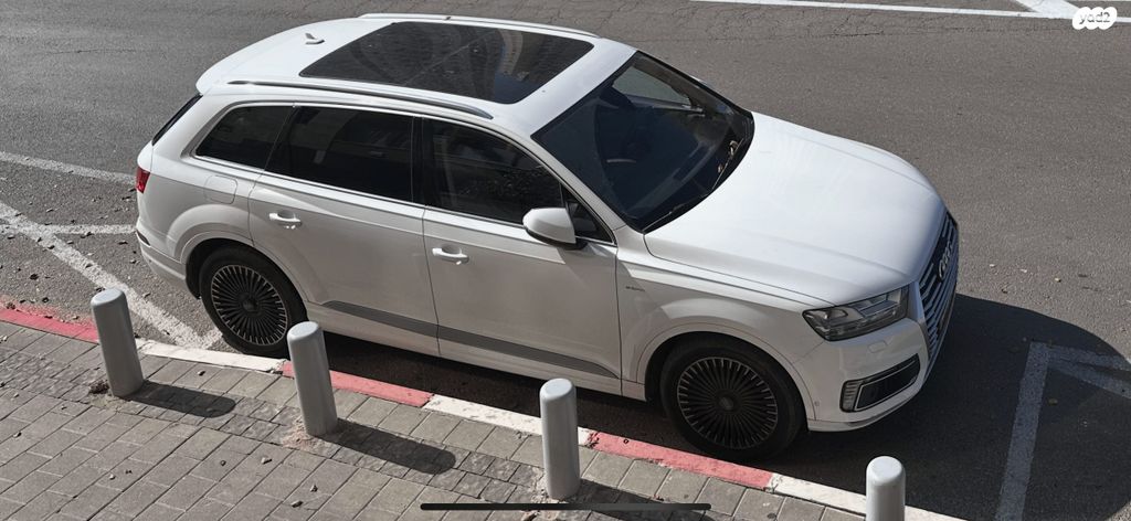 אאודי Q7