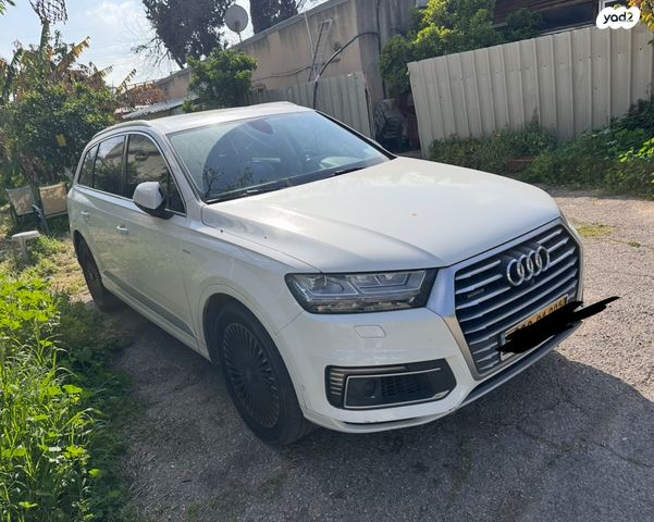 מודעת רכב אאודי Q7
