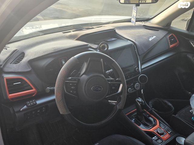 סובארו פורסטר