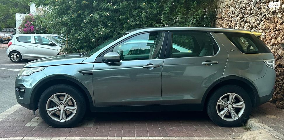 מודעת רכב לנד רובר דיסקברי ספורט