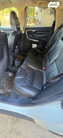 וולוו XC60
