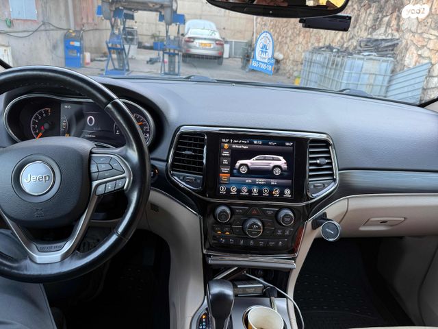 ג'יפ גרנד צ'ירוקי