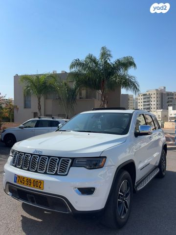 מודעת רכב ג'יפ גרנד צ'ירוקי