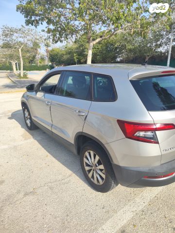 סקודה קארוק