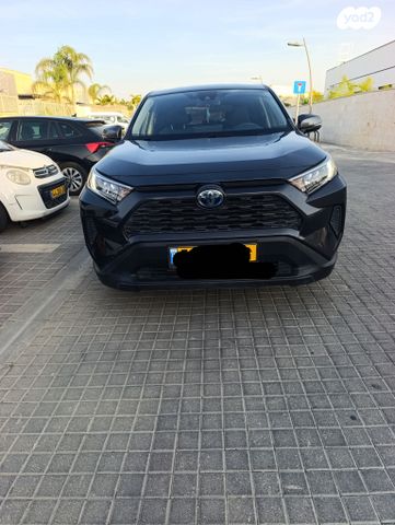 טויוטה RAV4