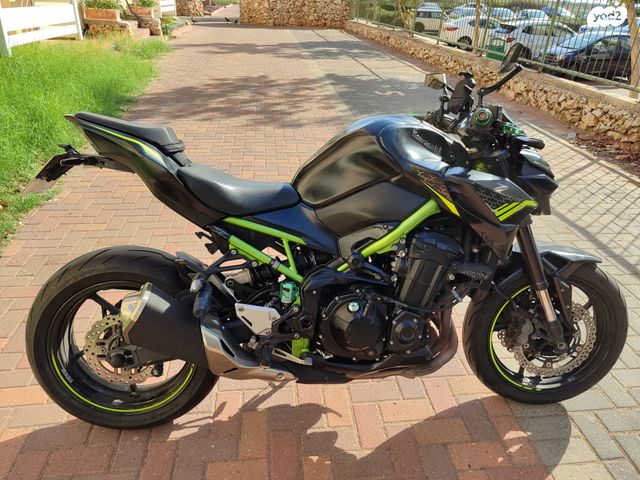 מודעת רכב קאוואסאקי Z900