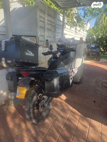 הונדה CRF1000L אפריקה טווין