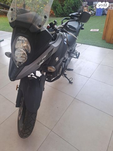 סוזוקי DL650A וי-סטרום