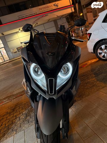 מודעת רכב קימקו דאון-טאון 350