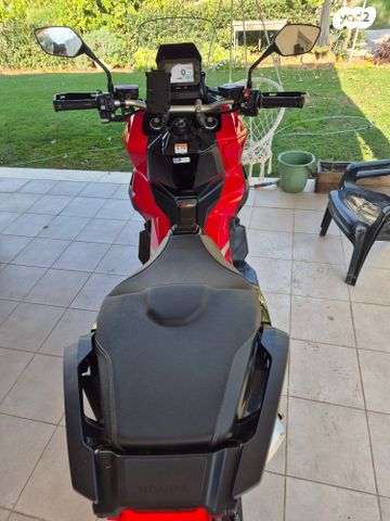 הונדה X-ADV750