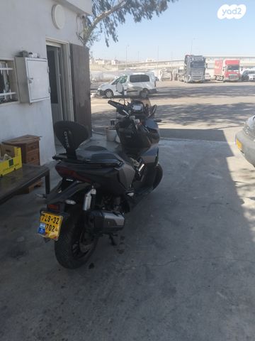 מודעת רכב הונדה ADV350