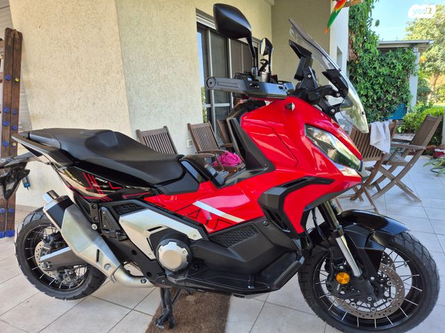 הונדה X-ADV750
