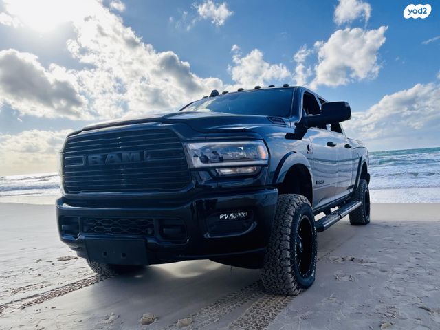 מודעת רכב דודג'