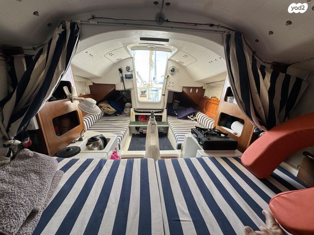 יאכטות - מפרשית