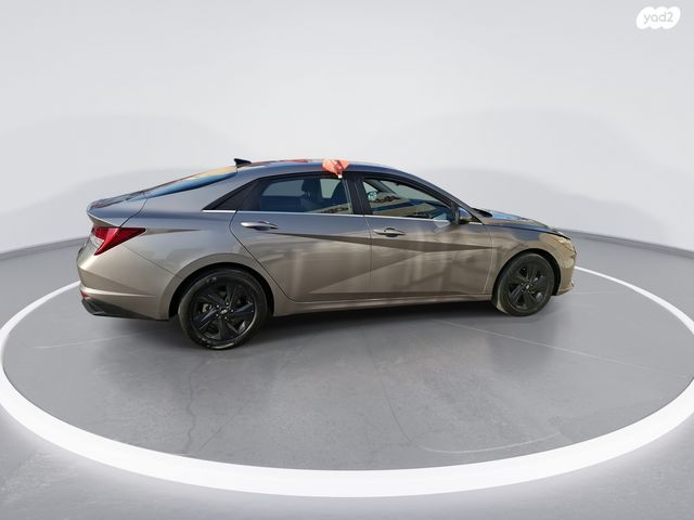 יונדאי אלנטרה