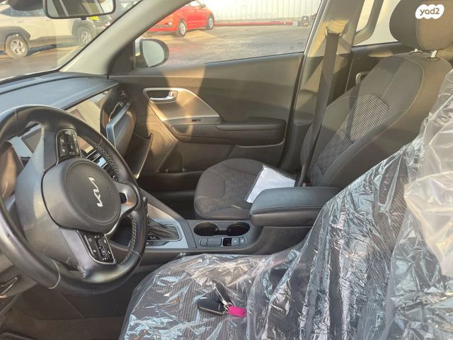 קיה נירו פלוס