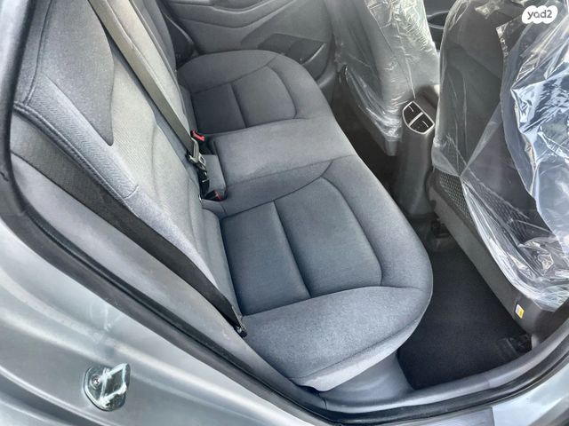 יונדאי איוניק