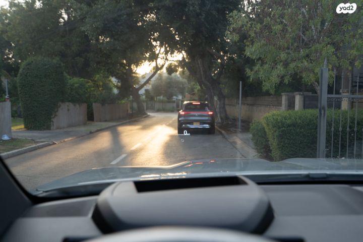 ג'י.אם.סי סיירה EV  