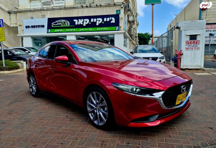 מודעת רכב מאזדה 3
