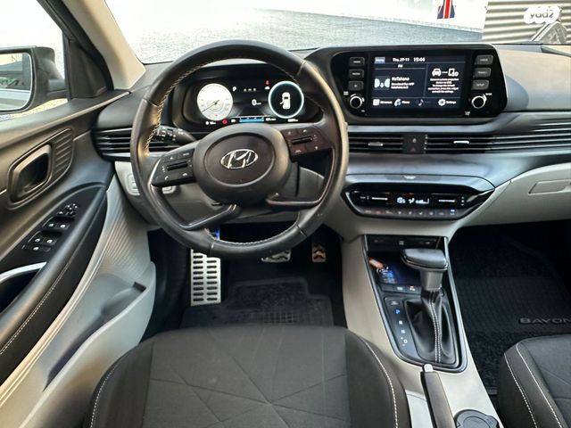 יונדאי באיון