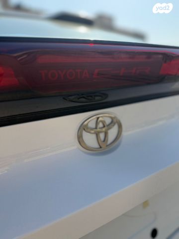 טויוטה C-HR