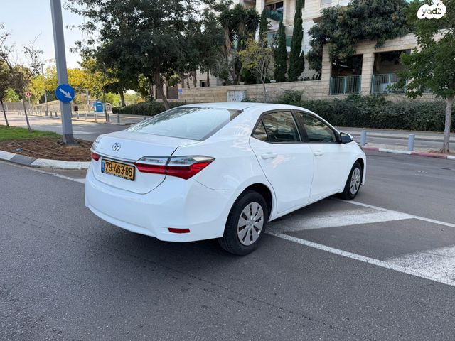 טויוטה קורולה