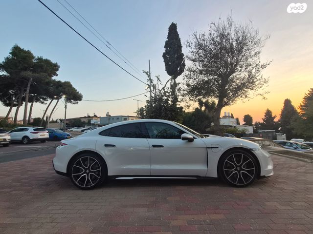 פורשה טייקן