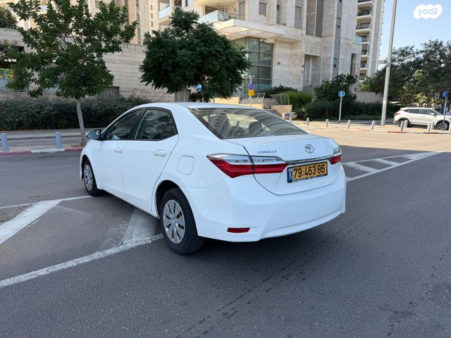 טויוטה קורולה