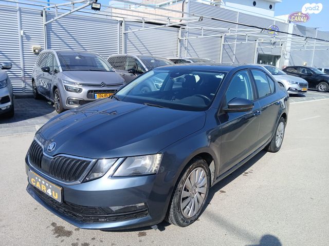 סקודה אוקטביה