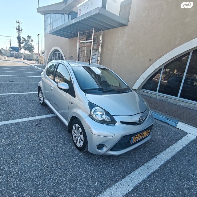 טויוטה אייגו