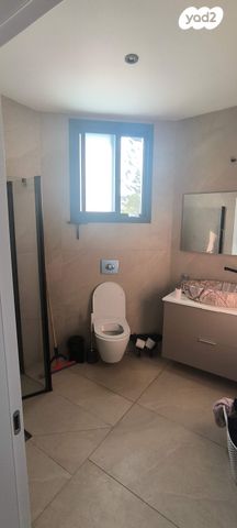 בית פרטי/ קוטג', המלכים 21, עין התכלת, נתניה