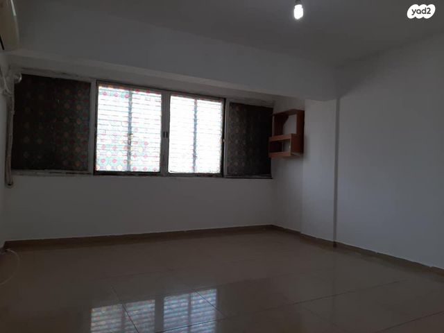 דירה, ז'בוטינסקי 46, שכונה ג', באר שבע