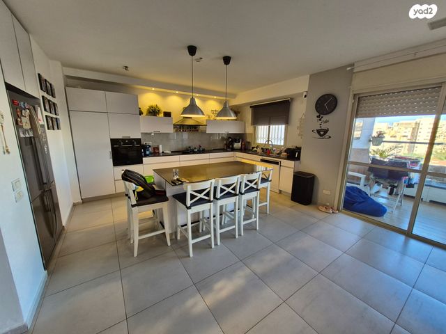 דירה, יפה נוף 78, כפר גנים ג, פתח תקווה