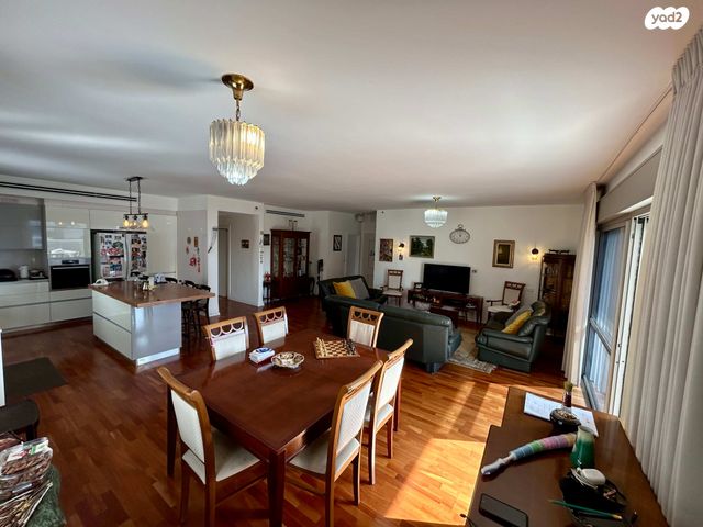 דירה, דבורה הנביאה 5, רובע יזרעאל סביוני העמק, עפולה