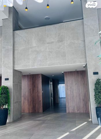 דירה, שדרות הרצל 40, נאות שמיר, יבנה