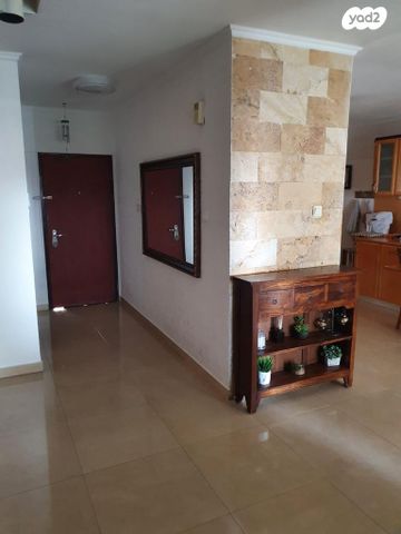 בית פרטי/ קוטג', הפרדס 44, הפרחים, קרית גת