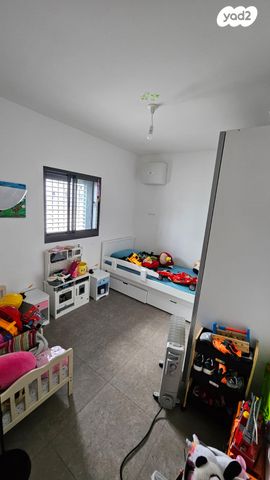 דירת גן, אסתר המלכה 11, כרמי גת, קרית גת