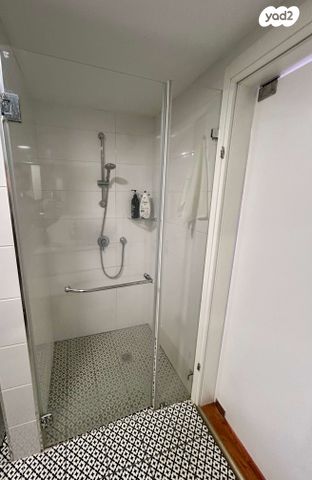 דירה, דבורה הנביאה 5, רובע יזרעאל סביוני העמק, עפולה