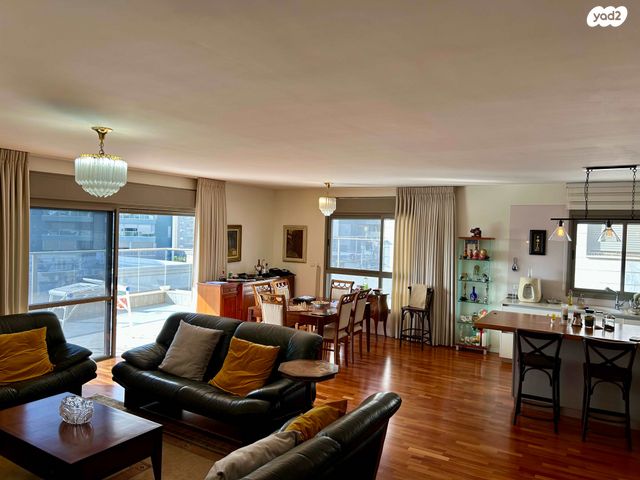 דירה, דבורה הנביאה 5, רובע יזרעאל סביוני העמק, עפולה