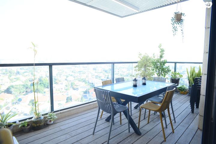 גג/ פנטהאוז, גבים 2, האירוס, ראשון לציון