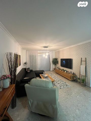 דירה, יצחק מודעי 1, גלי הים, נתניה