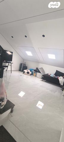 בית פרטי/ קוטג', המלכים 21, עין התכלת, נתניה