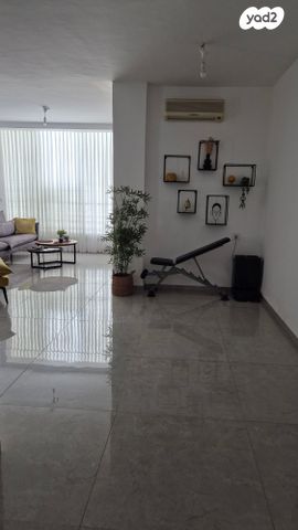 דירה, שלום עליכם 27, אברמסקי, קרית אתא