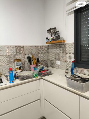 דירה, פנקס 4, נווה רם, שיכון מזרחי, רמת גן