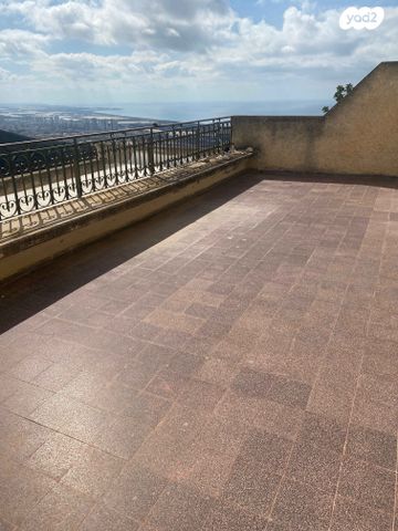 דירת גן, רות 21, כרמליה, חיפה