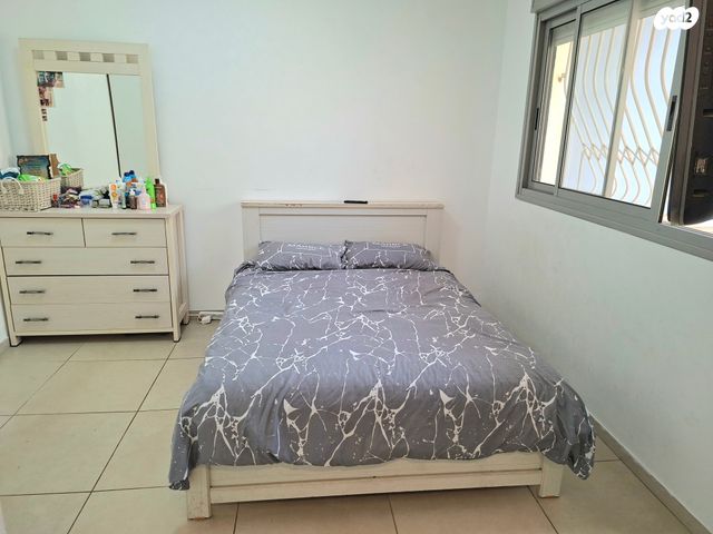 דירה, אפרים קישון 6, חתני פרס ישראל, באר יעקב