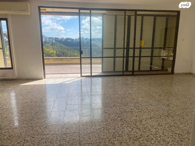 דירת גן, רות 21, כרמליה, חיפה