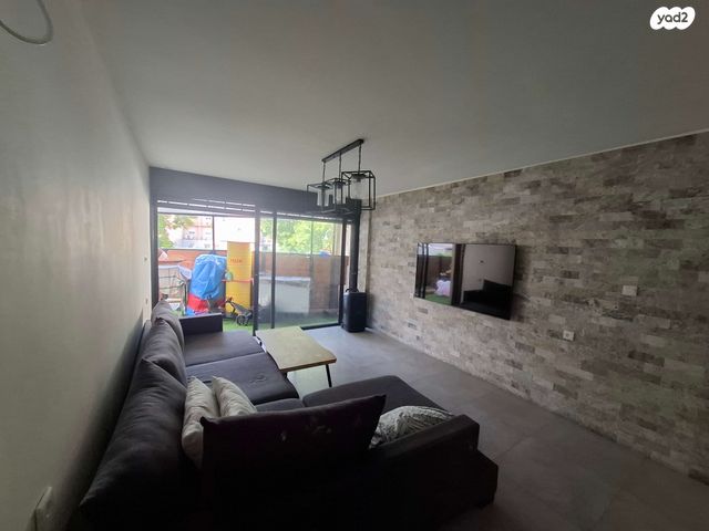 דירת גן, שדרות מלכי ישראל 132, צה"ל, קרית גת