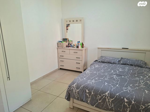 דירה, אפרים קישון 6, חתני פרס ישראל, באר יעקב