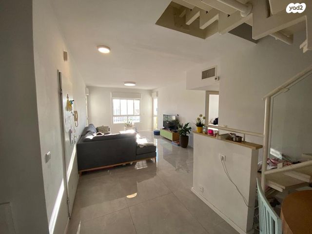 דירה, דוד אלעזר 34, המגינים, מודיעין מכבים רעות